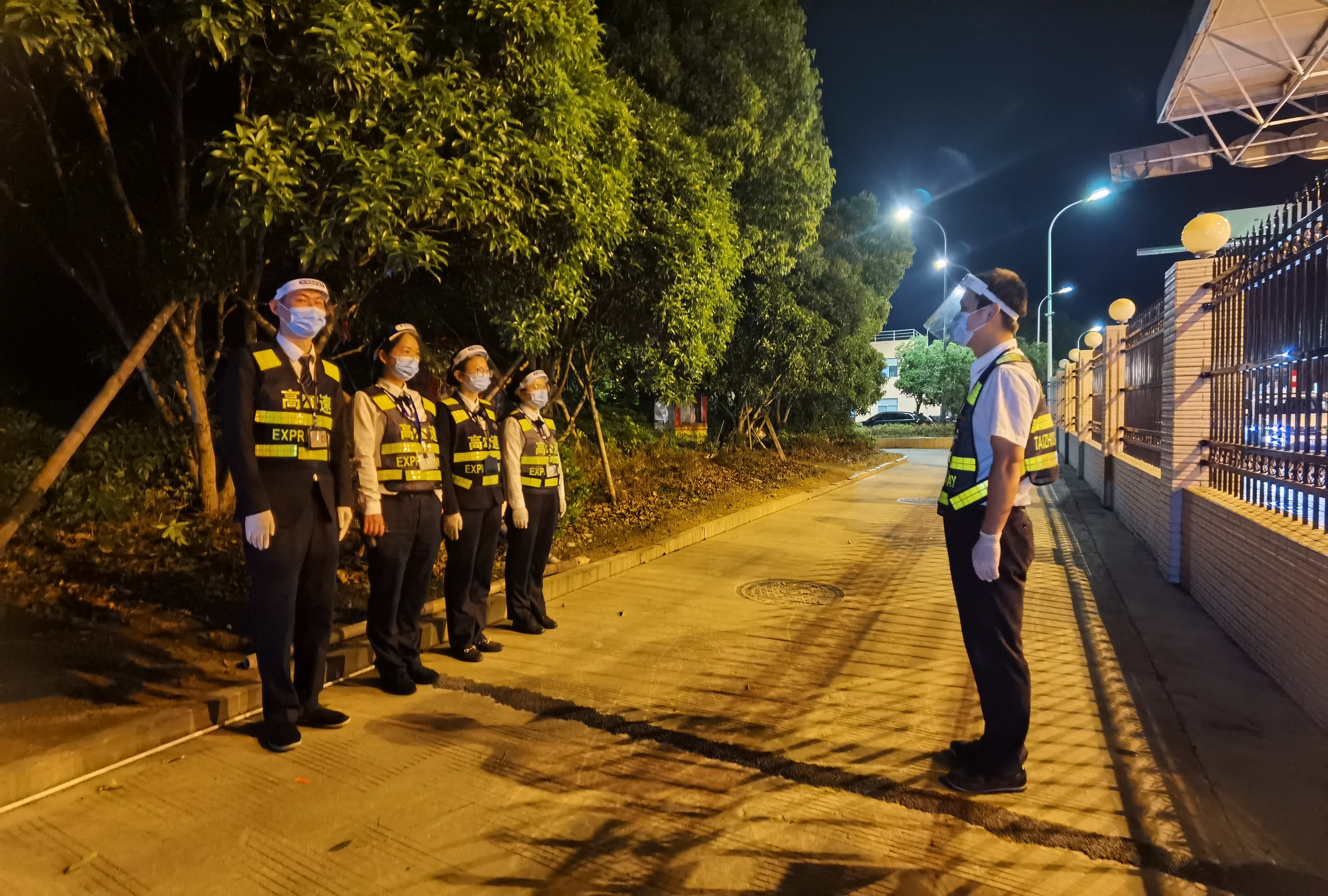 1651048418492407.jpg 1.jpg