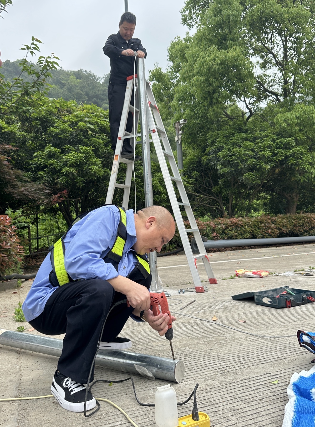 1746775196476853.jpg de81acd16278890eb72ec41c3afcb20.jpg