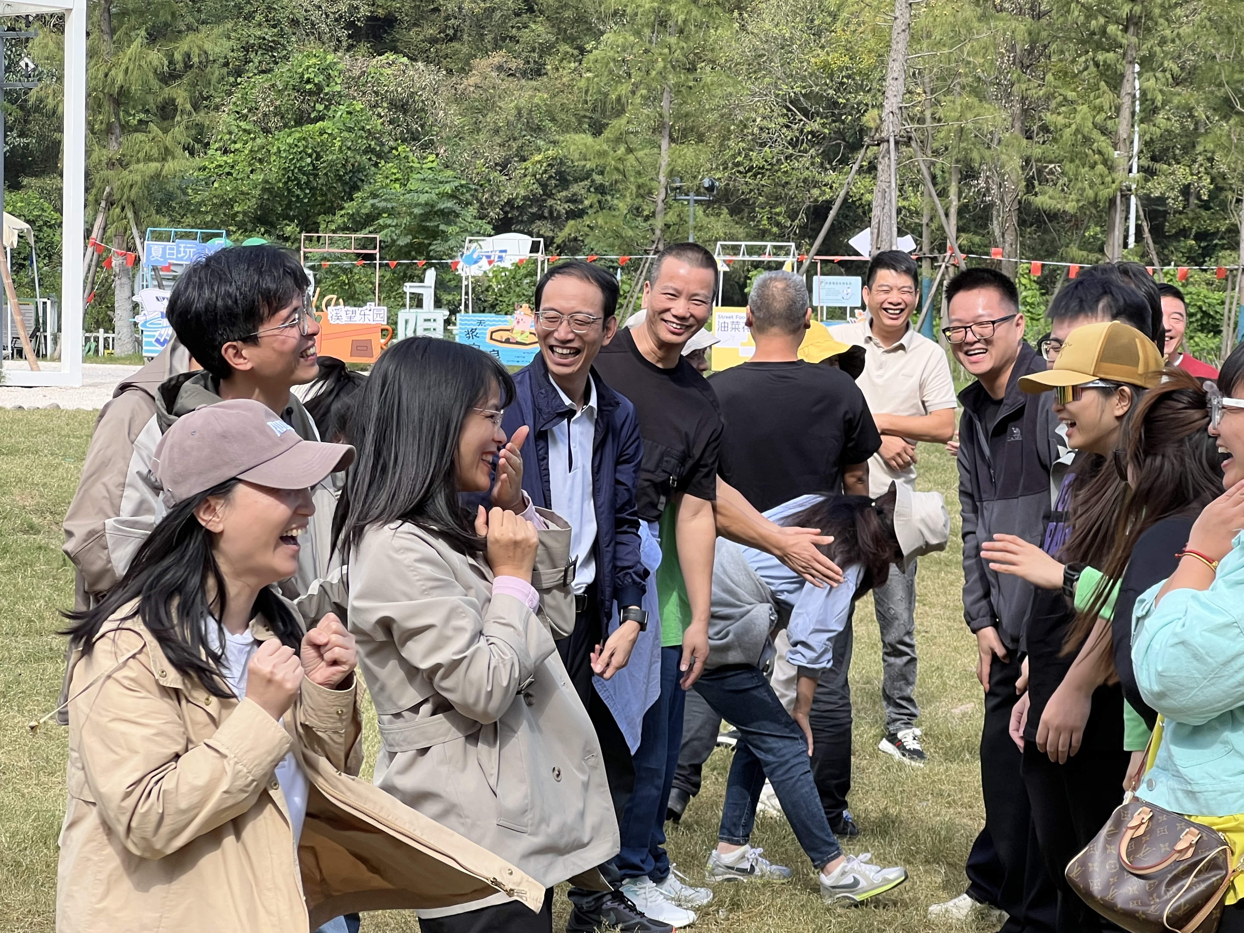 1762135342249675.jpg bc798d66e1e7bc35dd1810391ce9fe95.jpg